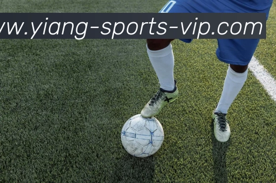 罗伯逊祝贺米尔纳成英超历史出场王发海报并配山羊表情